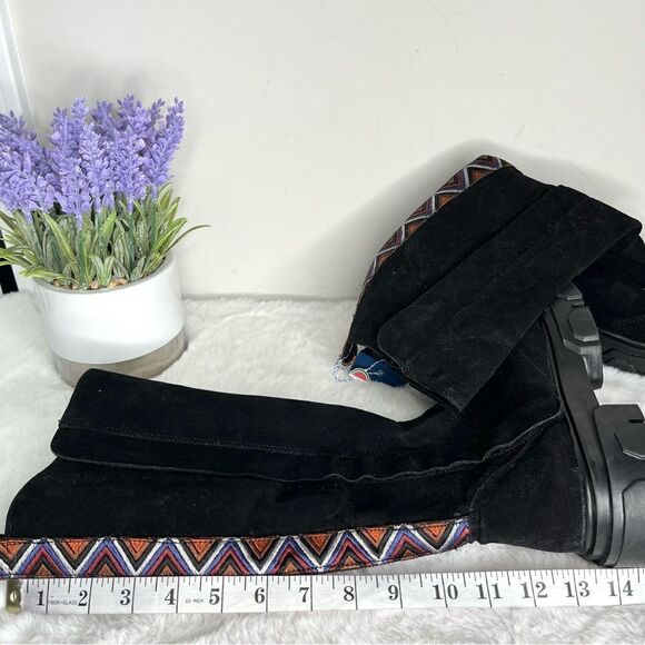 FARM Rio Boots Women’s 7.5 Black Tall Suede Lug Sole Boots with Embroidery NWT - Picture 9 of 10